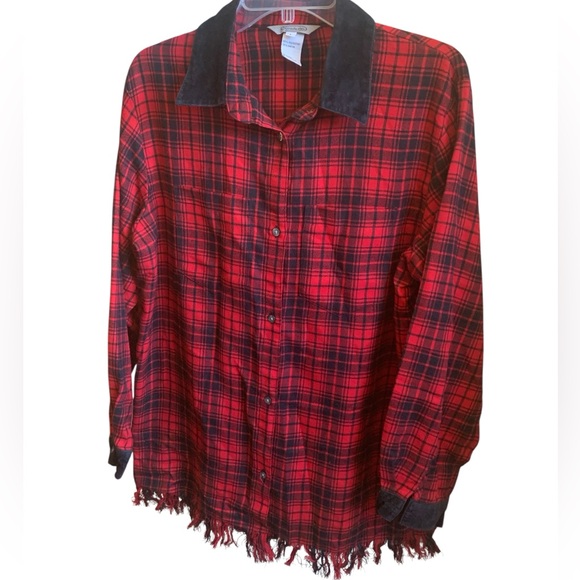 Stonebridge Tops - Vintage STONEBRIDGE Red & Black Plaid Woman’s Button-Up Shirt Velvet Trim Large